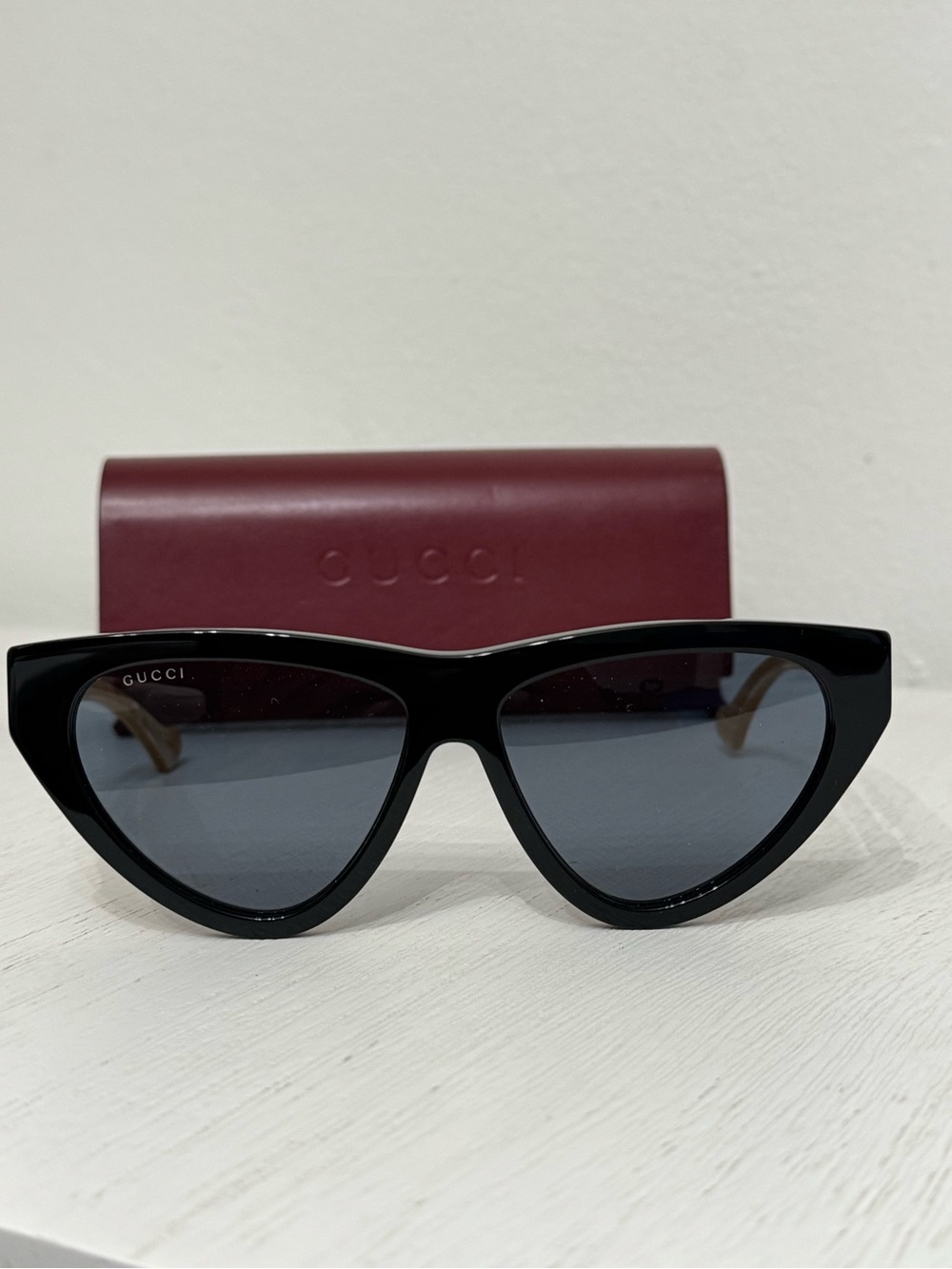 Gucci Black Cat-Eye Sunglasses with Gray Lenses